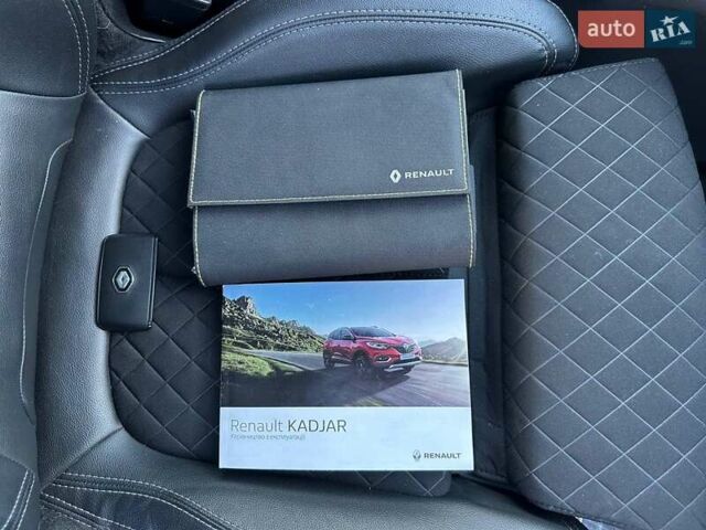 Белый Рено Kadjar, объемом двигателя 1.46 л и пробегом 50 тыс. км за 22300 $, фото 92 на Automoto.ua