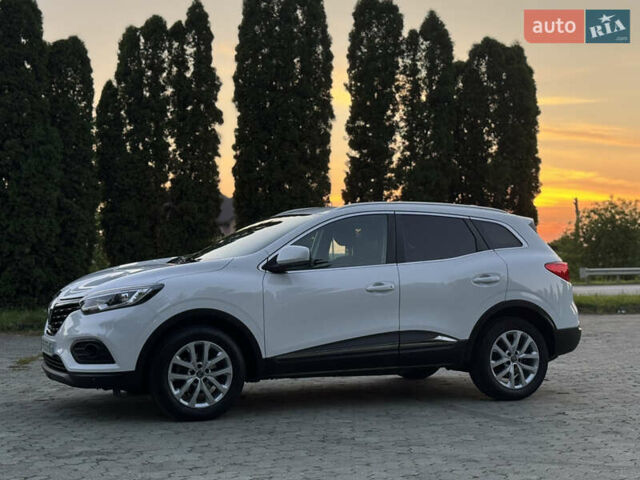 Білий Рено Kadjar, об'ємом двигуна 1.5 л та пробігом 212 тис. км за 17300 $, фото 13 на Automoto.ua