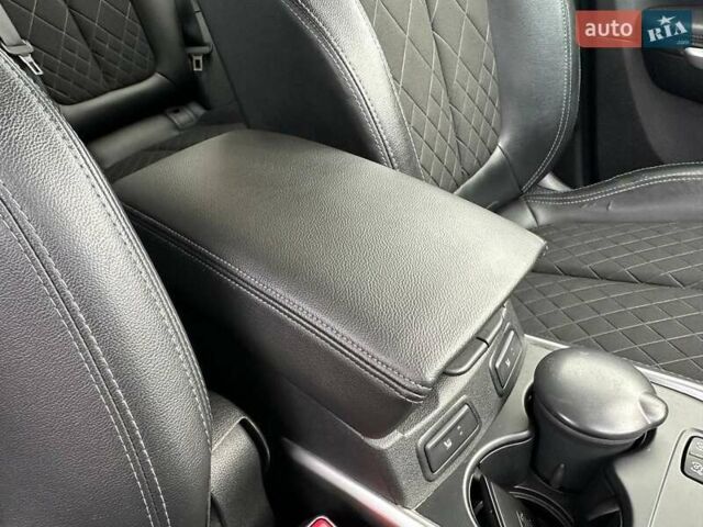 Белый Рено Kadjar, объемом двигателя 1.46 л и пробегом 50 тыс. км за 22300 $, фото 74 на Automoto.ua