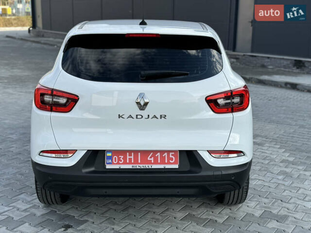 Білий Рено Kadjar, об'ємом двигуна 1.46 л та пробігом 190 тис. км за 18700 $, фото 12 на Automoto.ua