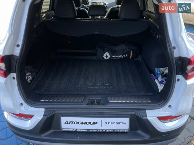 Белый Рено Kadjar, объемом двигателя 1.46 л и пробегом 103 тыс. км за 20900 $, фото 8 на Automoto.ua