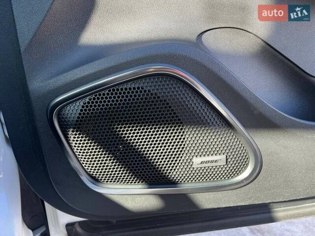 Белый Рено Kadjar, объемом двигателя 1.46 л и пробегом 56 тыс. км за 21000 $, фото 16 на Automoto.ua