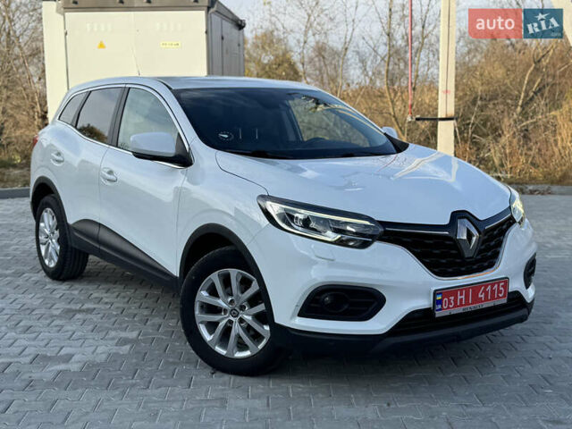Білий Рено Kadjar, об'ємом двигуна 1.46 л та пробігом 190 тис. км за 18700 $, фото 4 на Automoto.ua