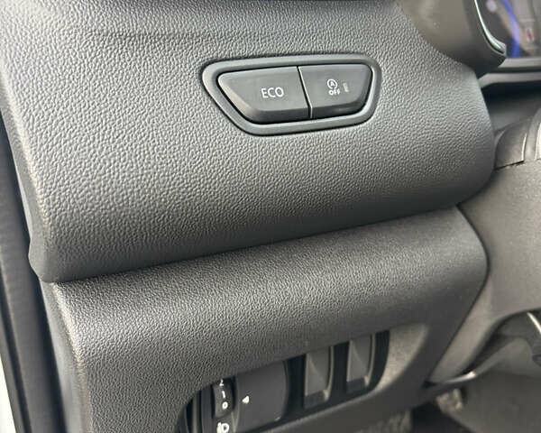 Білий Рено Kadjar, об'ємом двигуна 1.5 л та пробігом 196 тис. км за 17400 $, фото 18 на Automoto.ua