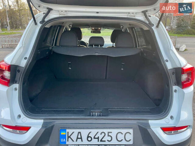 Белый Рено Kadjar, объемом двигателя 1.2 л и пробегом 65 тыс. км за 17300 $, фото 14 на Automoto.ua