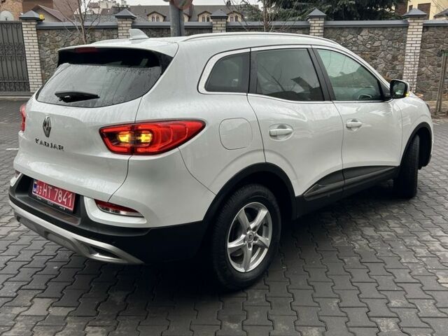 Білий Рено Kadjar, об'ємом двигуна 1.5 л та пробігом 184 тис. км за 19900 $, фото 2 на Automoto.ua