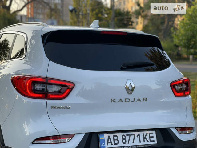 Белый Рено Kadjar, объемом двигателя 1.5 л и пробегом 54 тыс. км за 25300 $, фото 28 на Automoto.ua