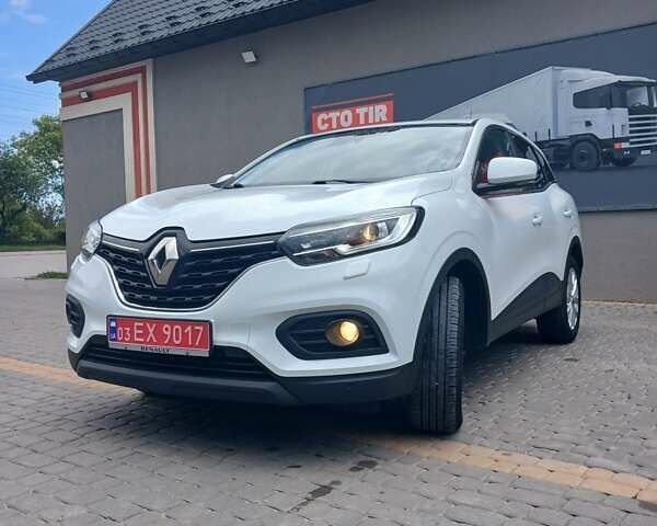 Белый Рено Kadjar, объемом двигателя 1.5 л и пробегом 117 тыс. км за 19200 $, фото 5 на Automoto.ua