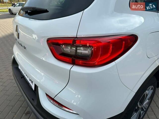 Белый Рено Kadjar, объемом двигателя 1.46 л и пробегом 50 тыс. км за 22300 $, фото 34 на Automoto.ua