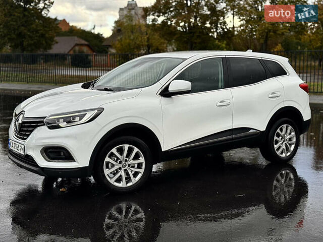 Белый Рено Kadjar, объемом двигателя 1.5 л и пробегом 94 тыс. км за 19700 $, фото 1 на Automoto.ua