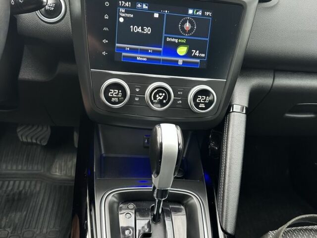 Рено Kadjar 2021 в Чернигове на Automoto.ua Белый Рено Kadjar, объемом двигателя 1.5 л и пробегом 97 тыс. км за 19777 $, фото 22 на Automoto.ua