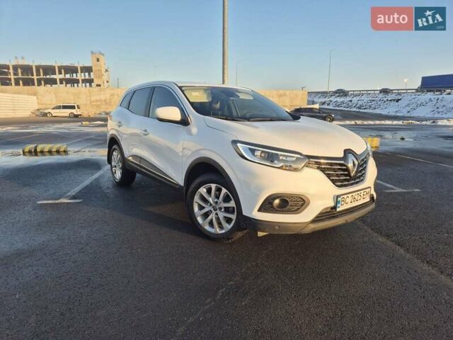 Белый Рено Kadjar, объемом двигателя 1.46 л и пробегом 73 тыс. км за 20900 $, фото 20 на Automoto.ua