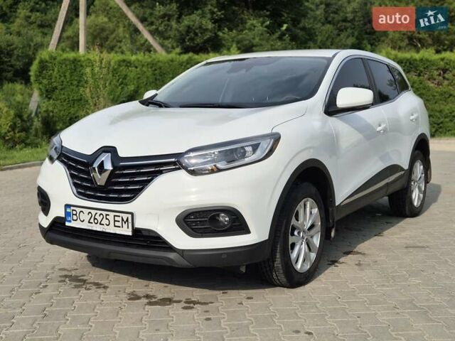 Белый Рено Kadjar, объемом двигателя 1.46 л и пробегом 73 тыс. км за 20900 $, фото 42 на Automoto.ua