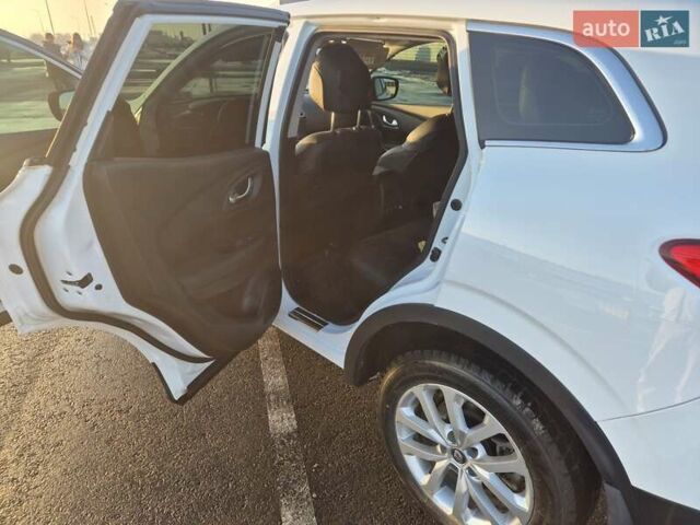 Белый Рено Kadjar, объемом двигателя 1.46 л и пробегом 73 тыс. км за 20900 $, фото 14 на Automoto.ua