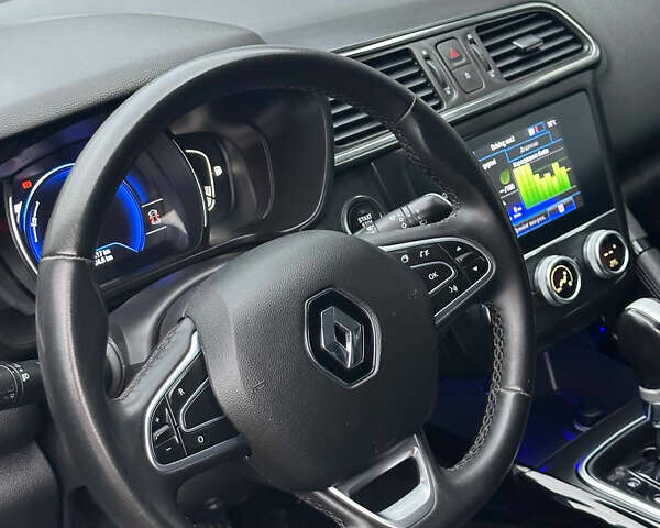 Белый Рено Kadjar, объемом двигателя 1.5 л и пробегом 97 тыс. км за 20300 $, фото 15 на Automoto.ua