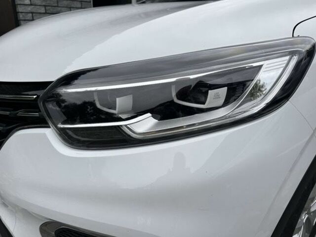 Білий Рено Kadjar, об'ємом двигуна 1.5 л та пробігом 97 тис. км за 19300 $, фото 17 на Automoto.ua