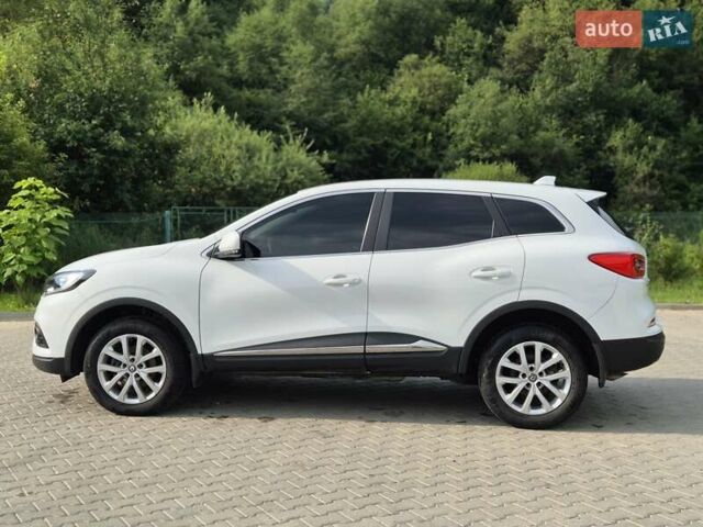 Белый Рено Kadjar, объемом двигателя 1.46 л и пробегом 73 тыс. км за 20900 $, фото 38 на Automoto.ua