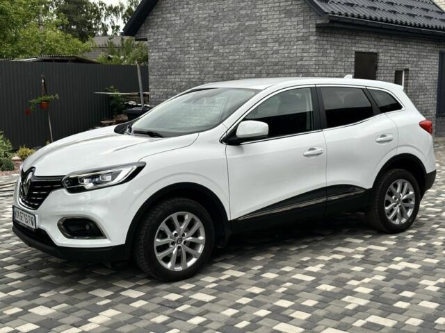 Рено Kadjar 2021 в Чернигове на Automoto.ua Белый Рено Kadjar, объемом двигателя 1.5 л и пробегом 97 тыс. км за 19777 $, фото 1 на Automoto.ua