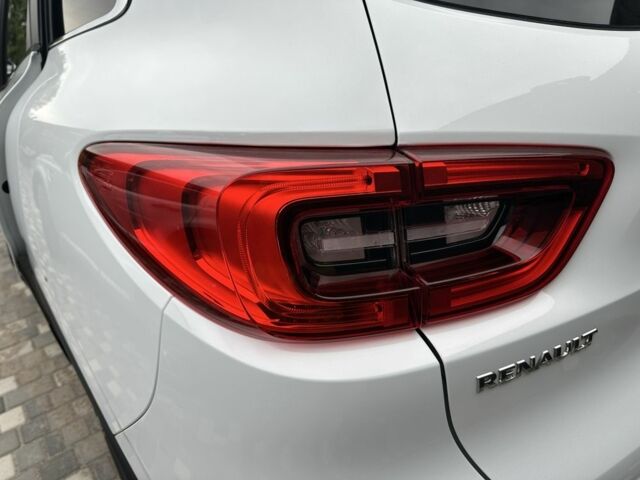 Рено Kadjar 2021 в Чернигове на Automoto.ua Белый Рено Kadjar, объемом двигателя 1.5 л и пробегом 97 тыс. км за 19777 $, фото 11 на Automoto.ua