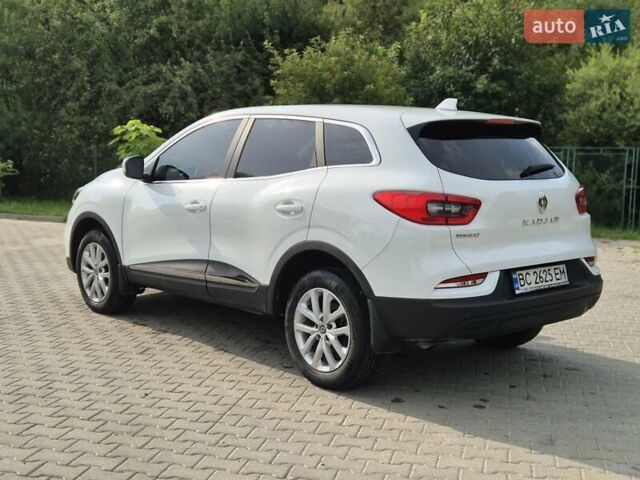 Белый Рено Kadjar, объемом двигателя 1.46 л и пробегом 73 тыс. км за 20900 $, фото 37 на Automoto.ua