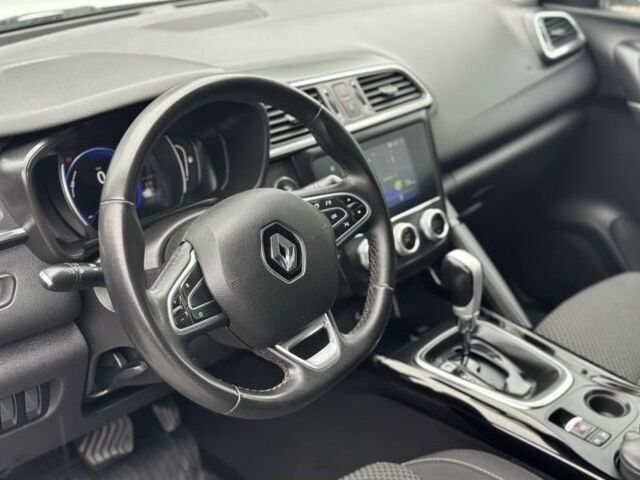 Білий Рено Kadjar, об'ємом двигуна 1.5 л та пробігом 97 тис. км за 19300 $, фото 21 на Automoto.ua