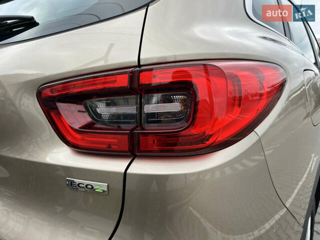 Бежевый Рено Kadjar, объемом двигателя 1.46 л и пробегом 97 тыс. км за 16999 $, фото 32 на Automoto.ua