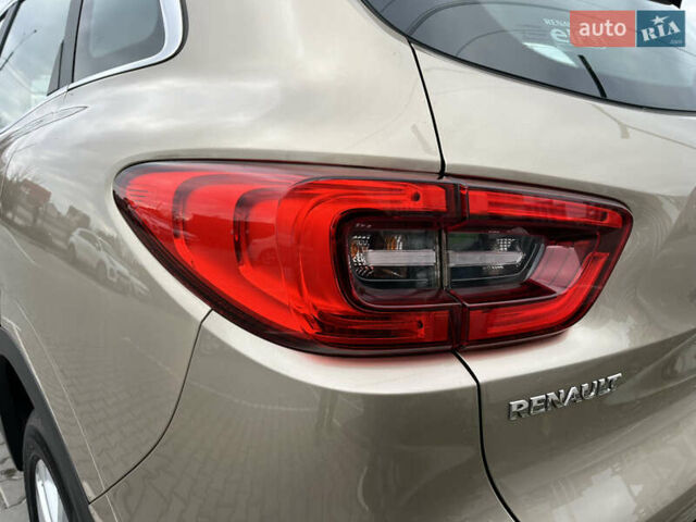 Бежевый Рено Kadjar, объемом двигателя 1.46 л и пробегом 97 тыс. км за 16999 $, фото 31 на Automoto.ua