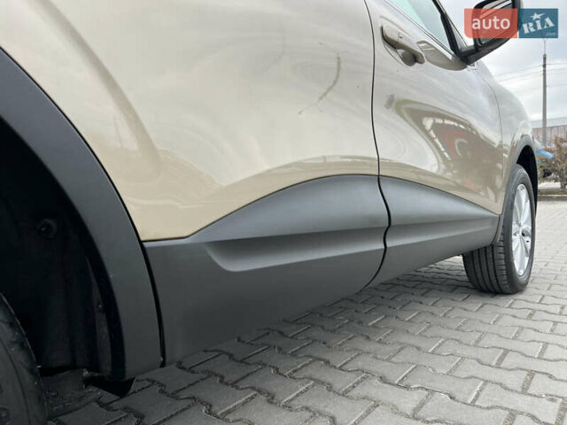 Бежевый Рено Kadjar, объемом двигателя 1.46 л и пробегом 97 тыс. км за 17500 $, фото 38 на Automoto.ua