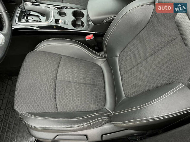 Бежевый Рено Kadjar, объемом двигателя 1.46 л и пробегом 97 тыс. км за 17500 $, фото 17 на Automoto.ua