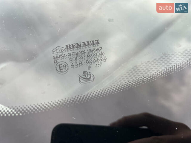 Бежевый Рено Kadjar, объемом двигателя 1.46 л и пробегом 97 тыс. км за 17500 $, фото 15 на Automoto.ua