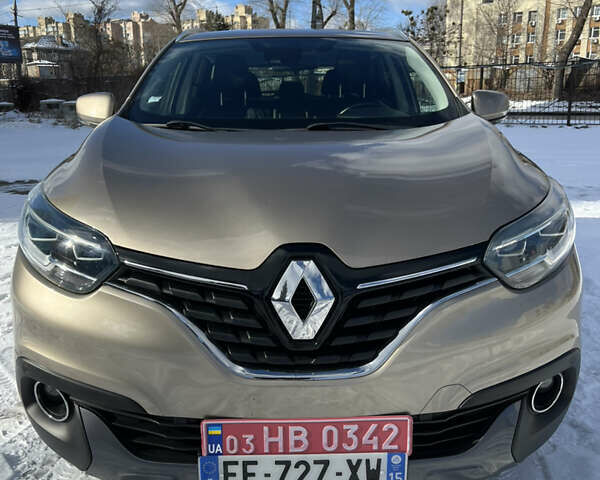 Бежевий Рено Kadjar, об'ємом двигуна 1.5 л та пробігом 200 тис. км за 16000 $, фото 3 на Automoto.ua
