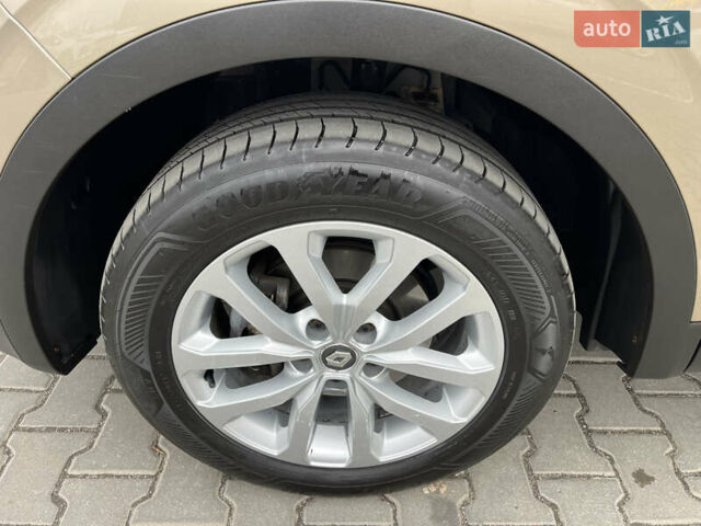Бежевый Рено Kadjar, объемом двигателя 1.46 л и пробегом 97 тыс. км за 17500 $, фото 11 на Automoto.ua