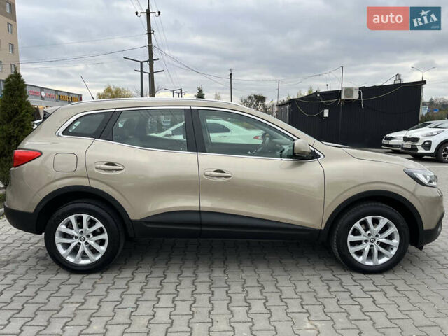 Бежевый Рено Kadjar, объемом двигателя 1.46 л и пробегом 97 тыс. км за 17500 $, фото 5 на Automoto.ua