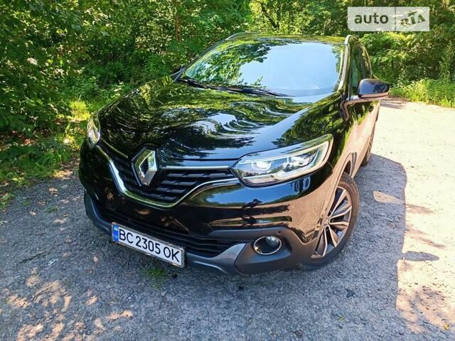 Черный Рено Kadjar, объемом двигателя 1.46 л и пробегом 180 тыс. км за 16255 $, фото 4 на Automoto.ua