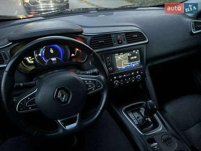 Чорний Рено Kadjar, об'ємом двигуна 1.46 л та пробігом 249 тис. км за 14999 $, фото 1 на Automoto.ua