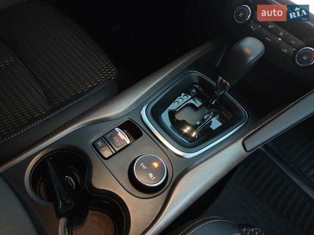 Черный Рено Kadjar, объемом двигателя 1.46 л и пробегом 235 тыс. км за 14500 $, фото 36 на Automoto.ua