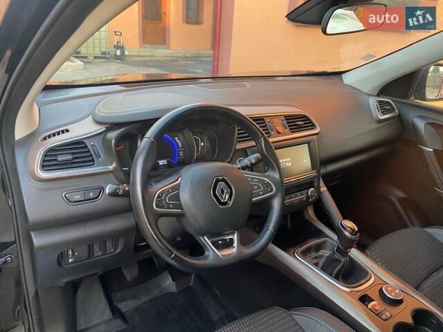Черный Рено Kadjar, объемом двигателя 1.5 л и пробегом 183 тыс. км за 14200 $, фото 31 на Automoto.ua
