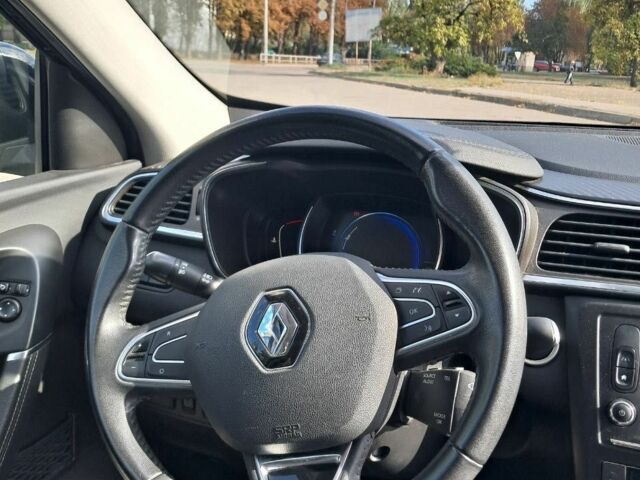 Черный Рено Kadjar, объемом двигателя 1.5 л и пробегом 107 тыс. км за 15000 $, фото 6 на Automoto.ua