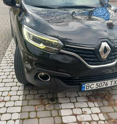 Черный Рено Kadjar, объемом двигателя 1.46 л и пробегом 255 тыс. км за 14450 $, фото 1 на Automoto.ua