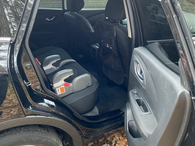 Черный Рено Kadjar, объемом двигателя 1.5 л и пробегом 260 тыс. км за 14300 $, фото 7 на Automoto.ua