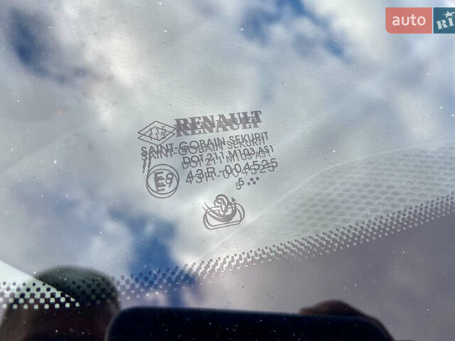 Чорний Рено Kadjar, об'ємом двигуна 1.5 л та пробігом 237 тис. км за 15550 $, фото 36 на Automoto.ua