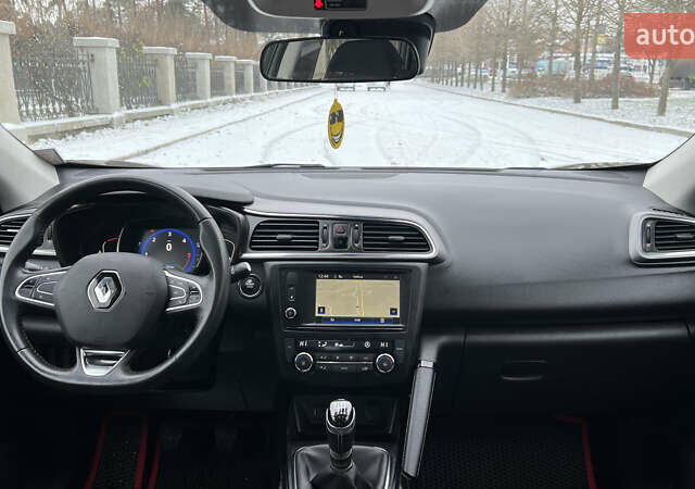 Чорний Рено Kadjar, об'ємом двигуна 1.5 л та пробігом 158 тис. км за 15950 $, фото 54 на Automoto.ua