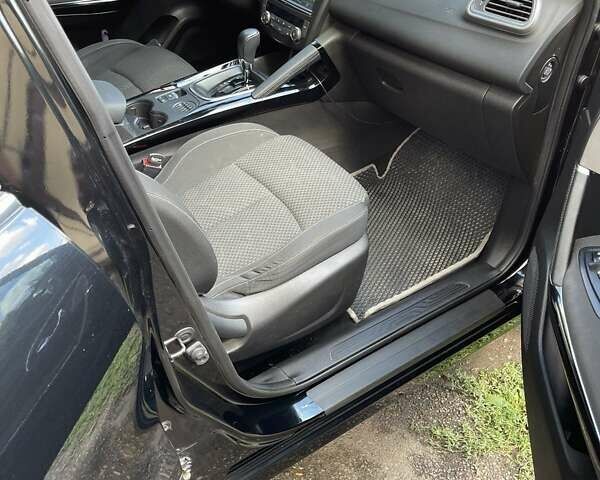 Черный Рено Kadjar, объемом двигателя 1.46 л и пробегом 218 тыс. км за 15500 $, фото 9 на Automoto.ua