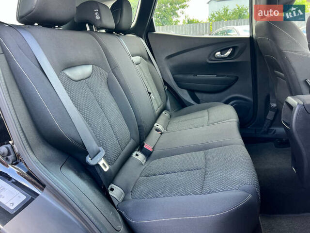 Черный Рено Kadjar, объемом двигателя 1.6 л и пробегом 175 тыс. км за 16481 $, фото 31 на Automoto.ua