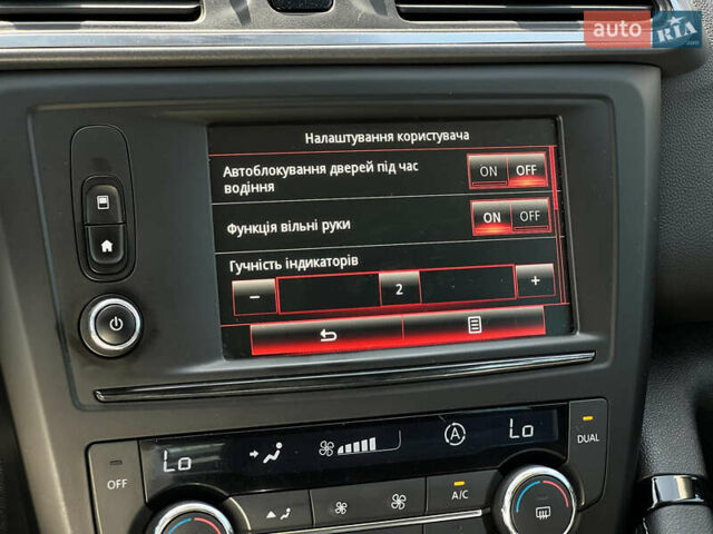 Черный Рено Kadjar, объемом двигателя 1.6 л и пробегом 175 тыс. км за 16481 $, фото 57 на Automoto.ua