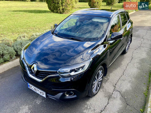 Рено Kadjar 2016 в Умани на Automoto.ua Черный Рено Kadjar, объемом двигателя 1.5 л и пробегом 236 тыс. км за 15550 $, фото 4 на Automoto.ua