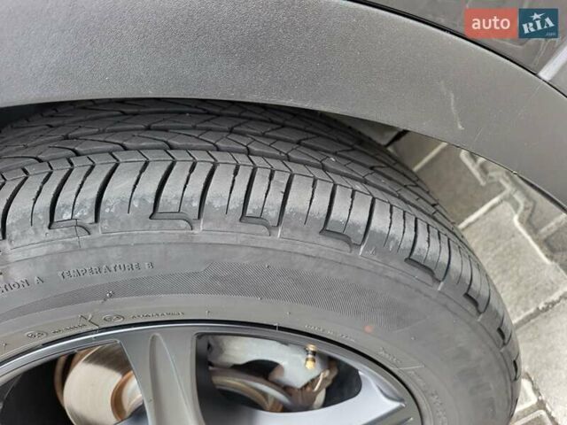 Черный Рено Kadjar, объемом двигателя 1.46 л и пробегом 195 тыс. км за 16200 $, фото 29 на Automoto.ua