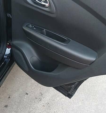 Черный Рено Kadjar, объемом двигателя 1.46 л и пробегом 255 тыс. км за 14450 $, фото 21 на Automoto.ua