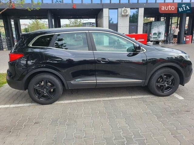 Черный Рено Kadjar, объемом двигателя 1.46 л и пробегом 195 тыс. км за 16200 $, фото 10 на Automoto.ua