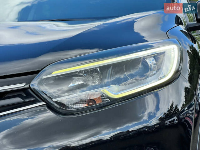 Черный Рено Kadjar, объемом двигателя 1.6 л и пробегом 175 тыс. км за 16481 $, фото 13 на Automoto.ua